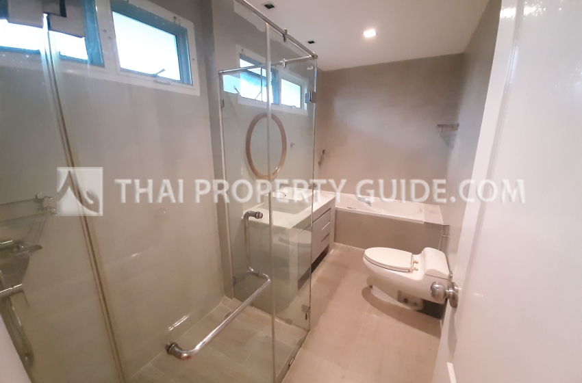 House with Shared Pool in Sukhumvit 